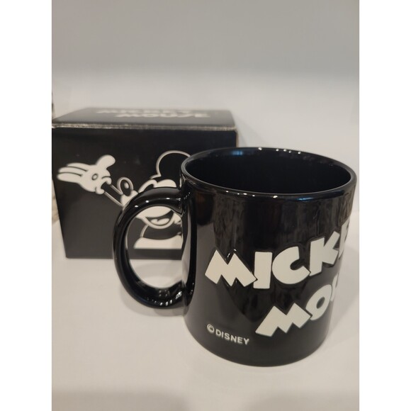 Disney Mickey Mouse Etched 3D Print Retro Black and White Coffee Mug 12 OZ NIB - Picture 10 of 10